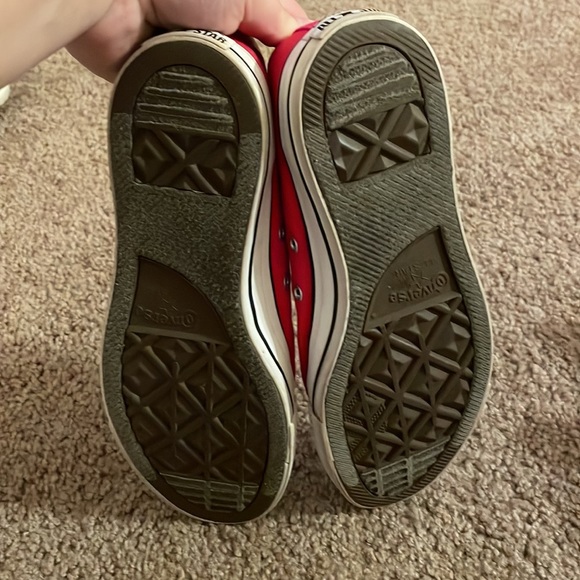 Red Low Top Converse - Picture 5 of 6